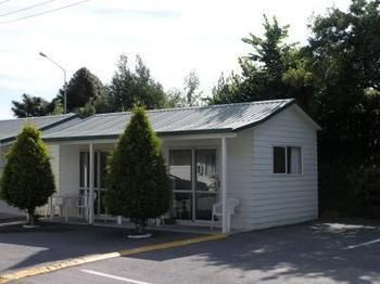 Blenheim Bridges Holiday Park Екстериор снимка