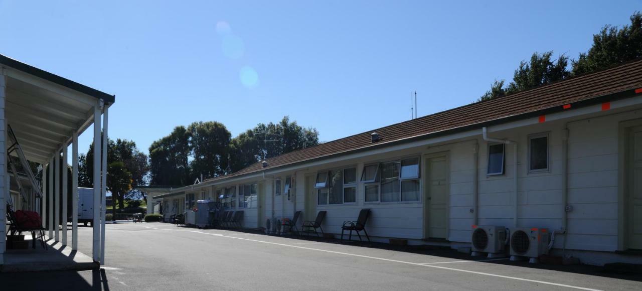 Blenheim Bridges Holiday Park Екстериор снимка