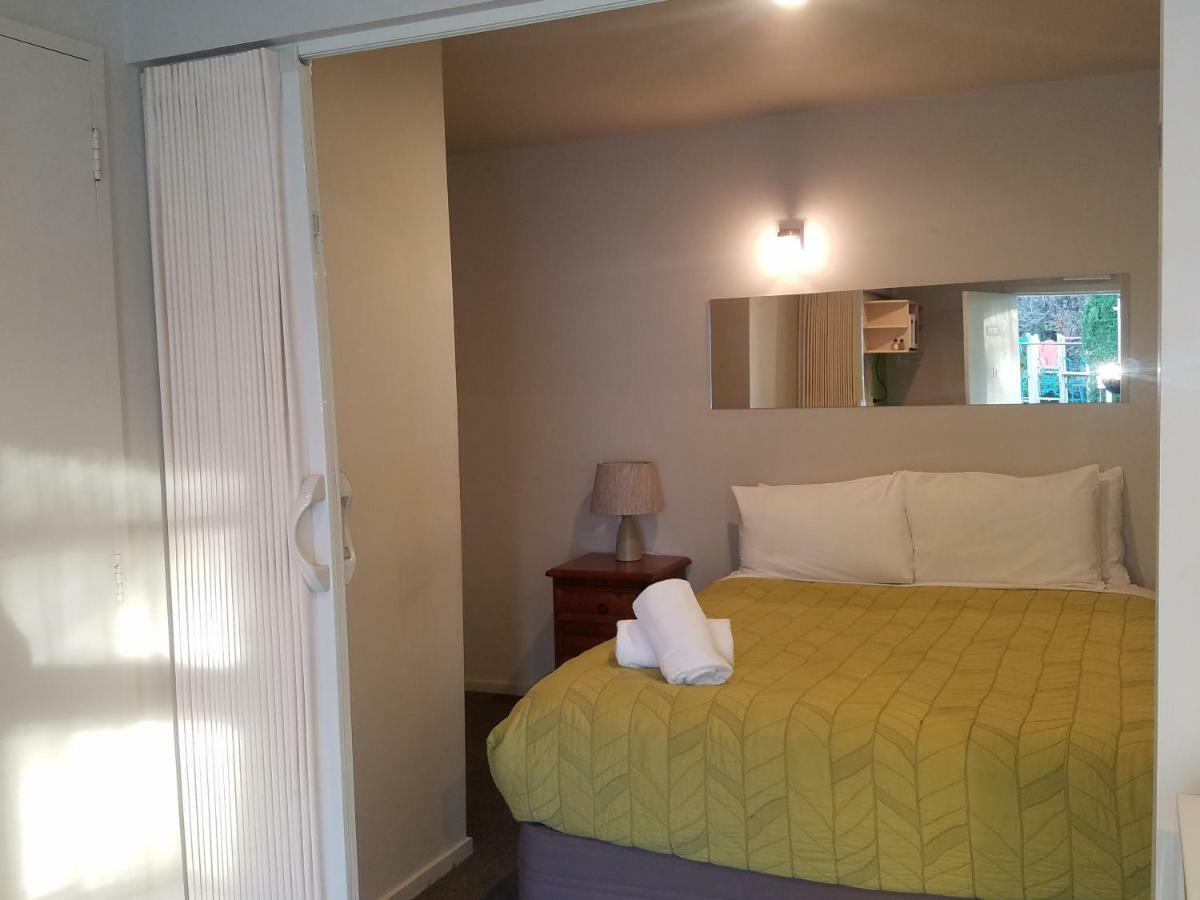 Blenheim Bridges Holiday Park Екстериор снимка